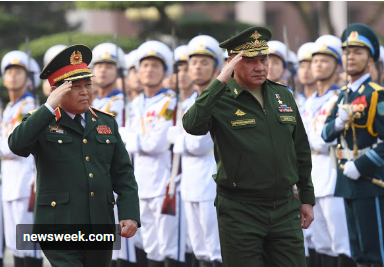 Russian Defense Minister Sergei Shoigu,Vietnamese counterpart General Ngo Xuan Lich
