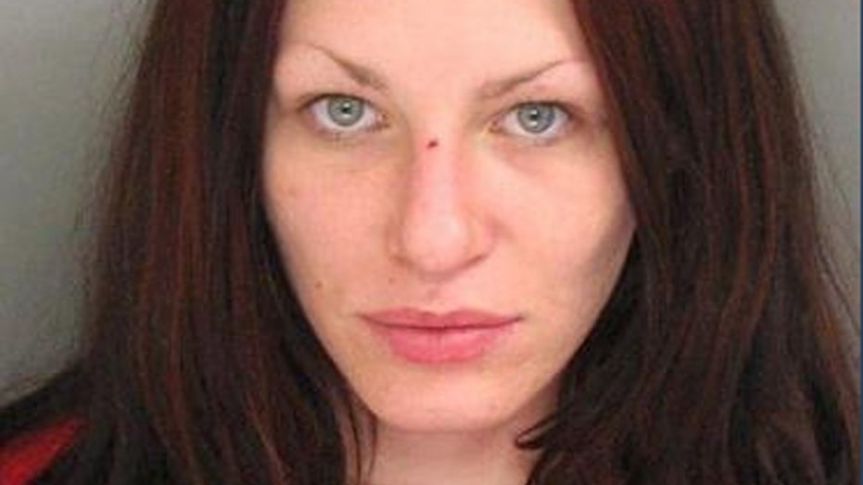 FILE: Alix Tichelman,