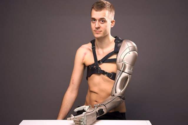 Konami’s drone-equipped prosthetic arm