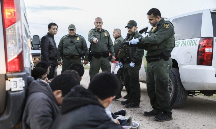 Border Patrol agents apprehend seven illegal immigrants from China,