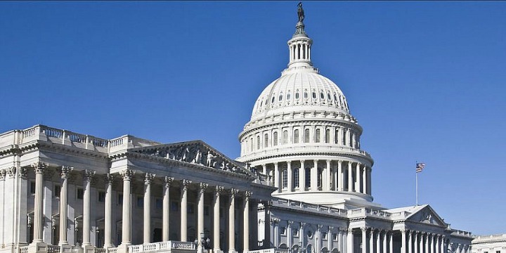 The House of Representatives Building and the East Portico of the US Capitol. Photo: Flickr.