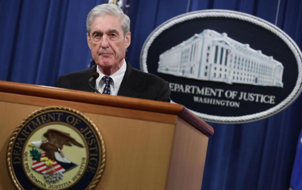 Robert Mueller speaking about the Russia Investigation
(Chip Somodevilla / Getty Images)