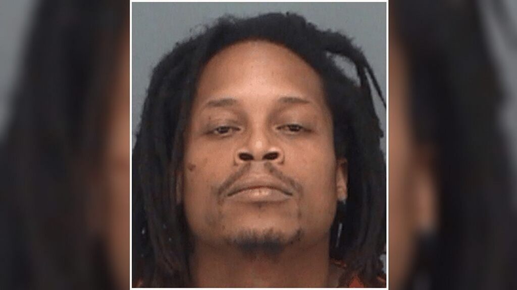 James Jamal Curry faces up to 5 years in prison if convicted. (Pinellas County Sheriffs Office)