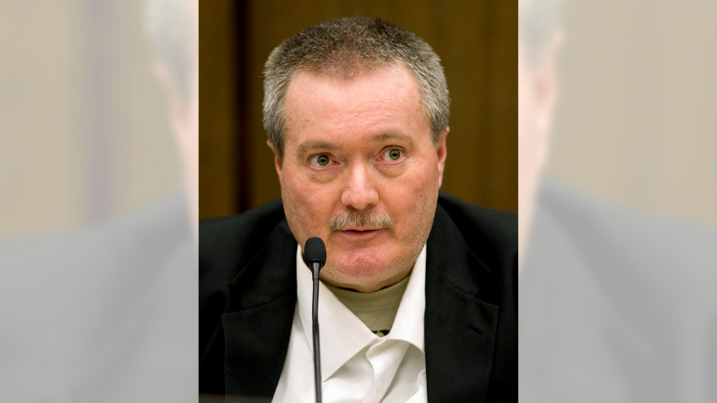 Cary Jay Smith testifies in court in Santa Ana on Tuesday July 2, 2013. 