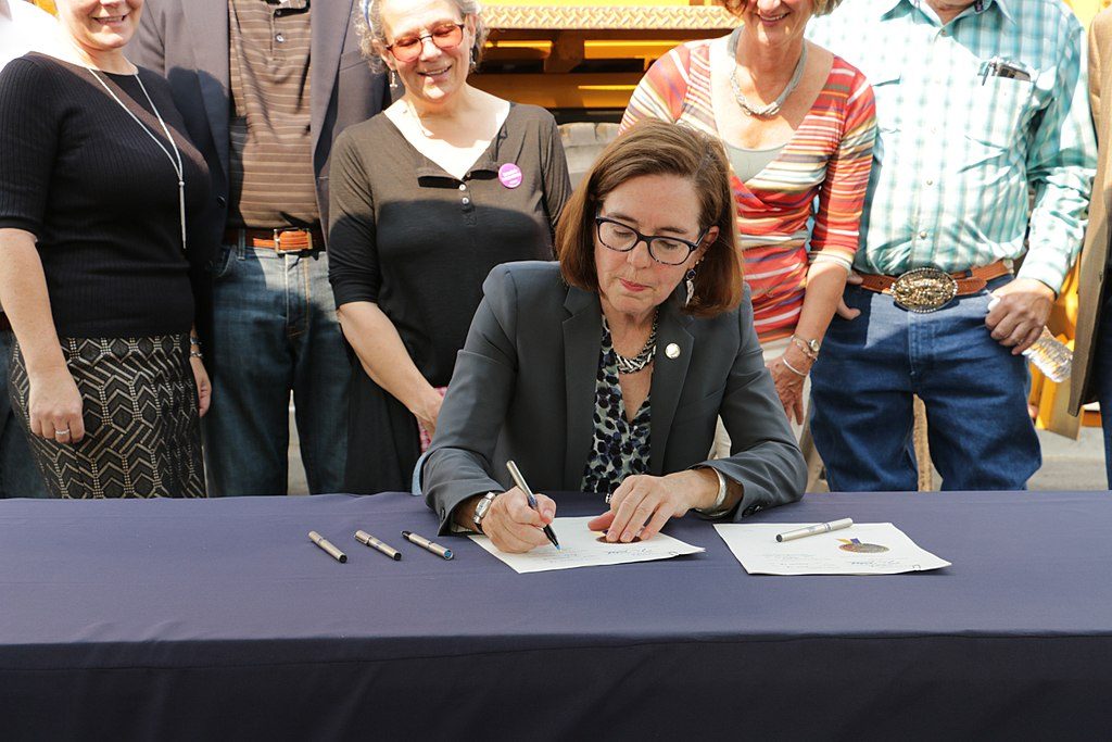 Gov. Kate Brown (Oregon Department of Transportation/WikiCommons)