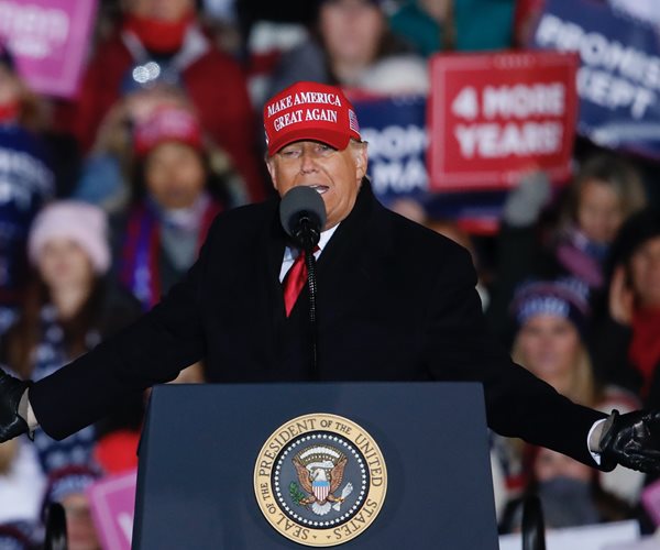 (Kamil Krzaczynski/Getty Images)