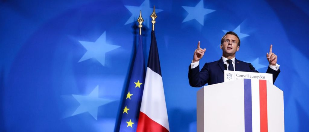 (Photo by KENZO TRIBOUILLARD/POOL/AFP via Getty Images)