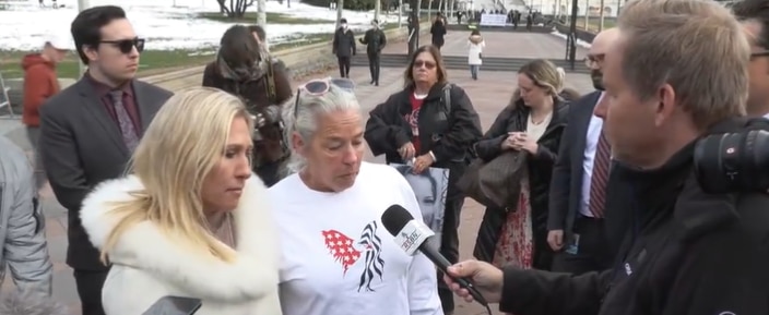 News and Headlines: 1/6/2022, Keeping you&nbsp;informed.