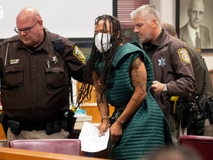 Mark Hoffman-Pool/Getty Images