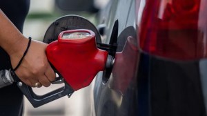 The average national gas price reached a record high of $5.016 per gallon this year. (Brandon Bell/Getty Images)