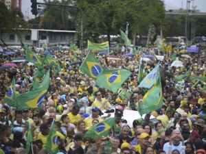 Supporters of Brazil’s President Jair Bolsonaro stage a demonstration at the central area of the Rio de Janeiro, Brazil, on November 02, 2022. (Fabio Teixeira/Anadolu Agency via Getty Images)