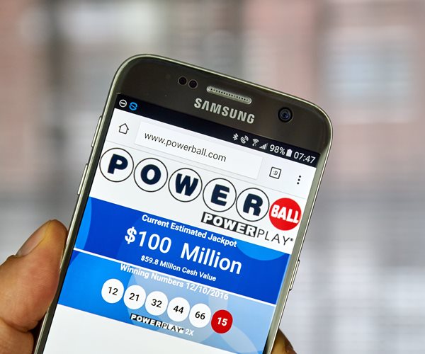 Powerball app on a smartphone (Dennizn/Dreamstime.com)