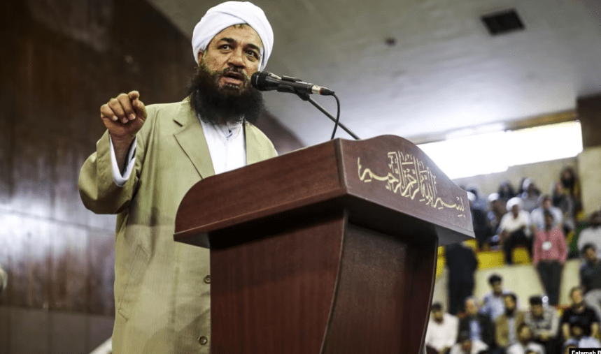 Molavi Abdulmajid: "Until the issue of Bloody Friday and the people of Zahedan who were killed and injured is not resolved, this situation will continue."