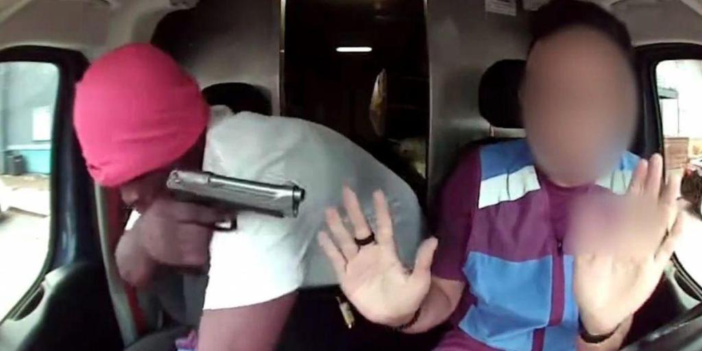 Image Source: Twitter screenshot